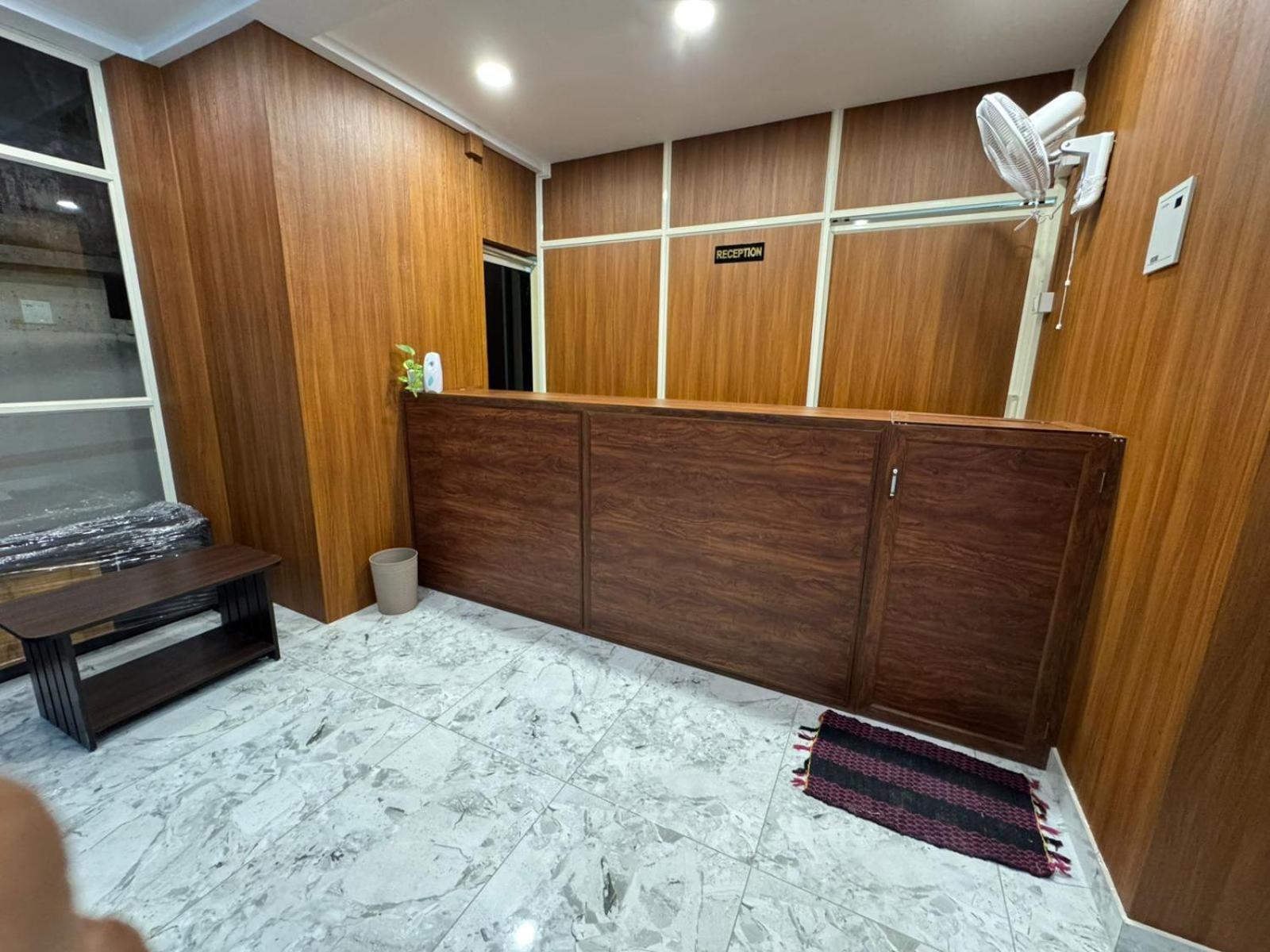 M M Residency Kochi Exterior foto